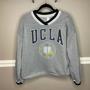 Cropped fashion crewneck